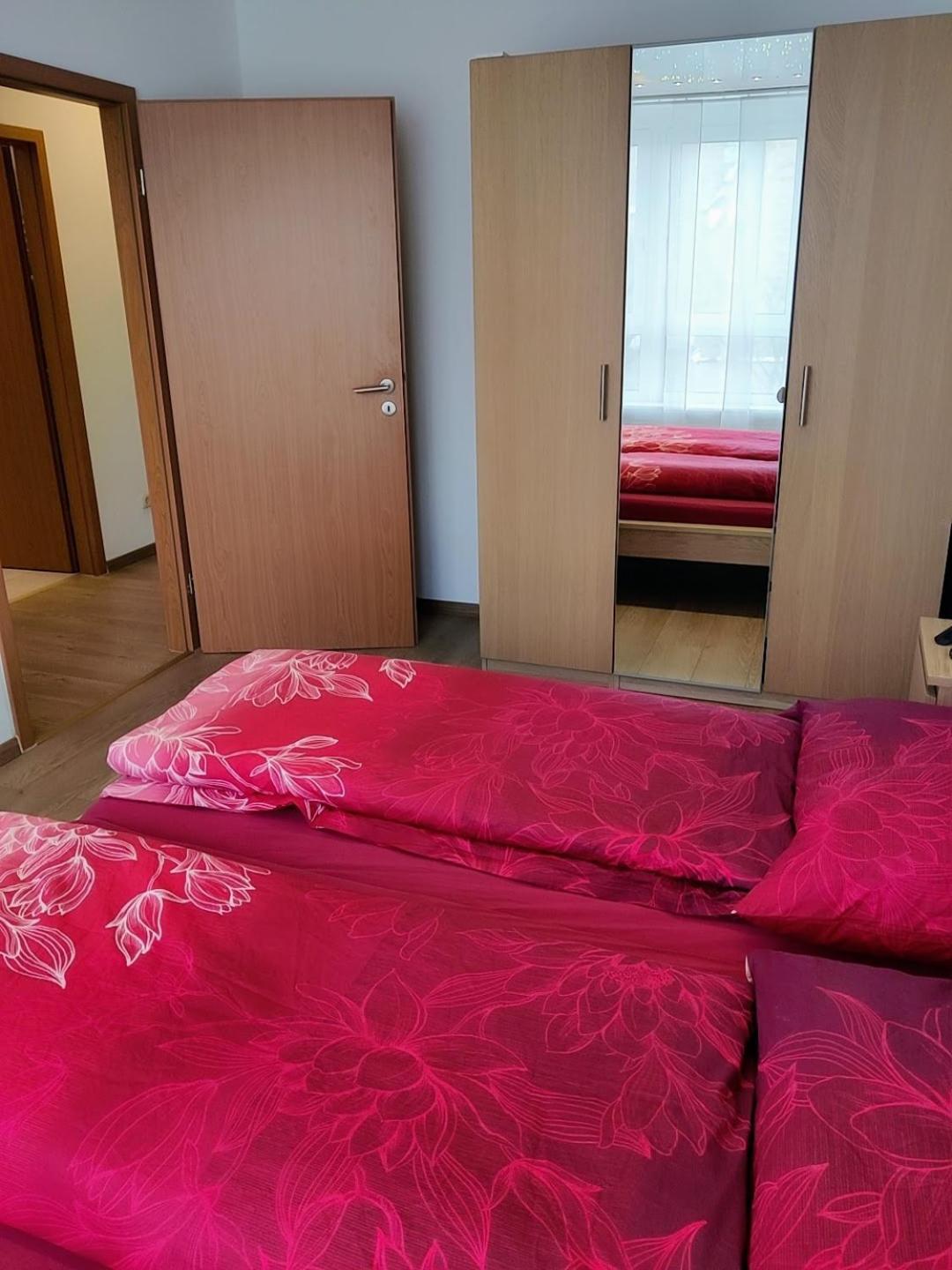 80m² Star Apartment